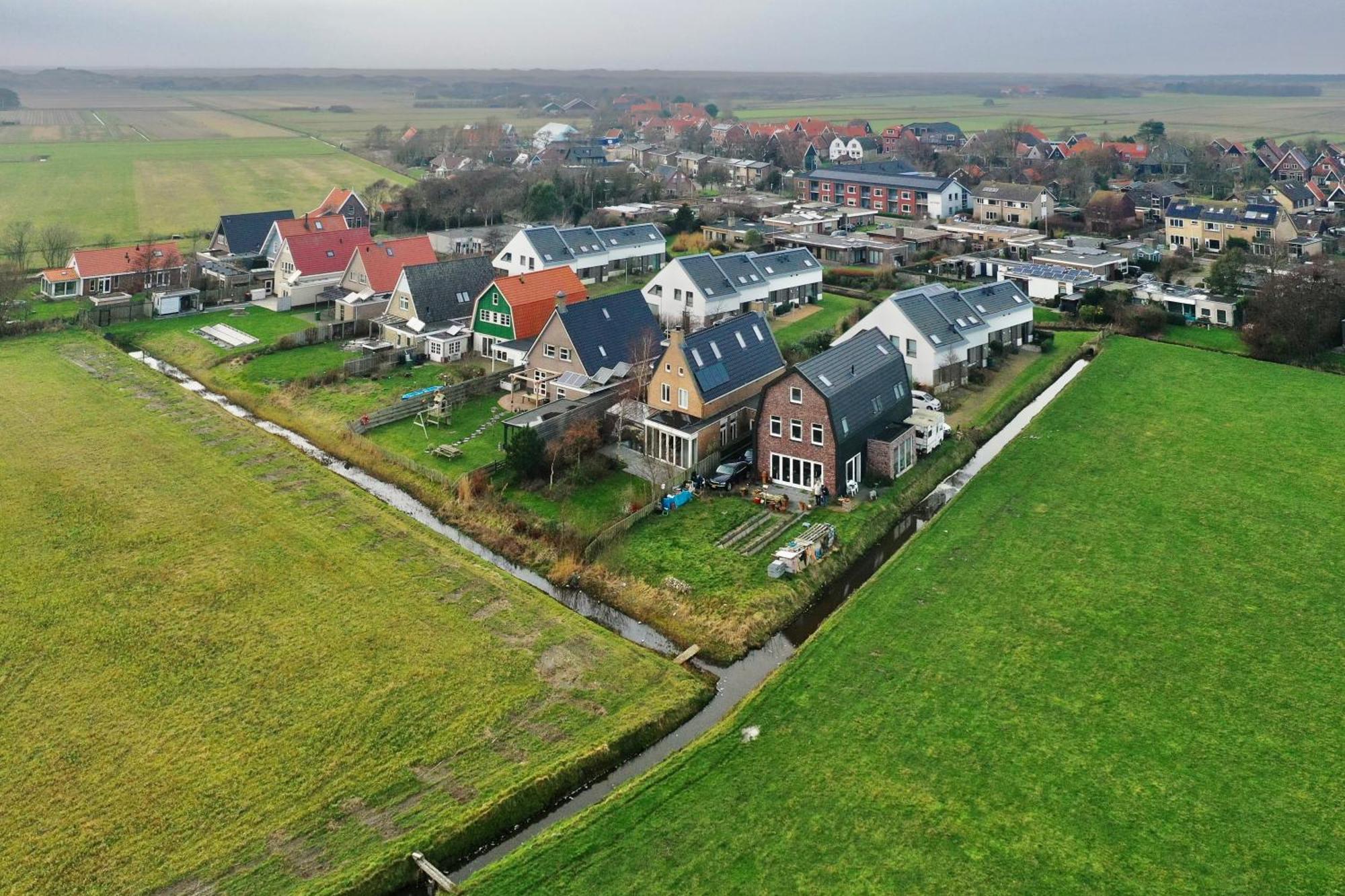Oomes Huus Haestens And Koffie Den Hoorn  Exterior photo